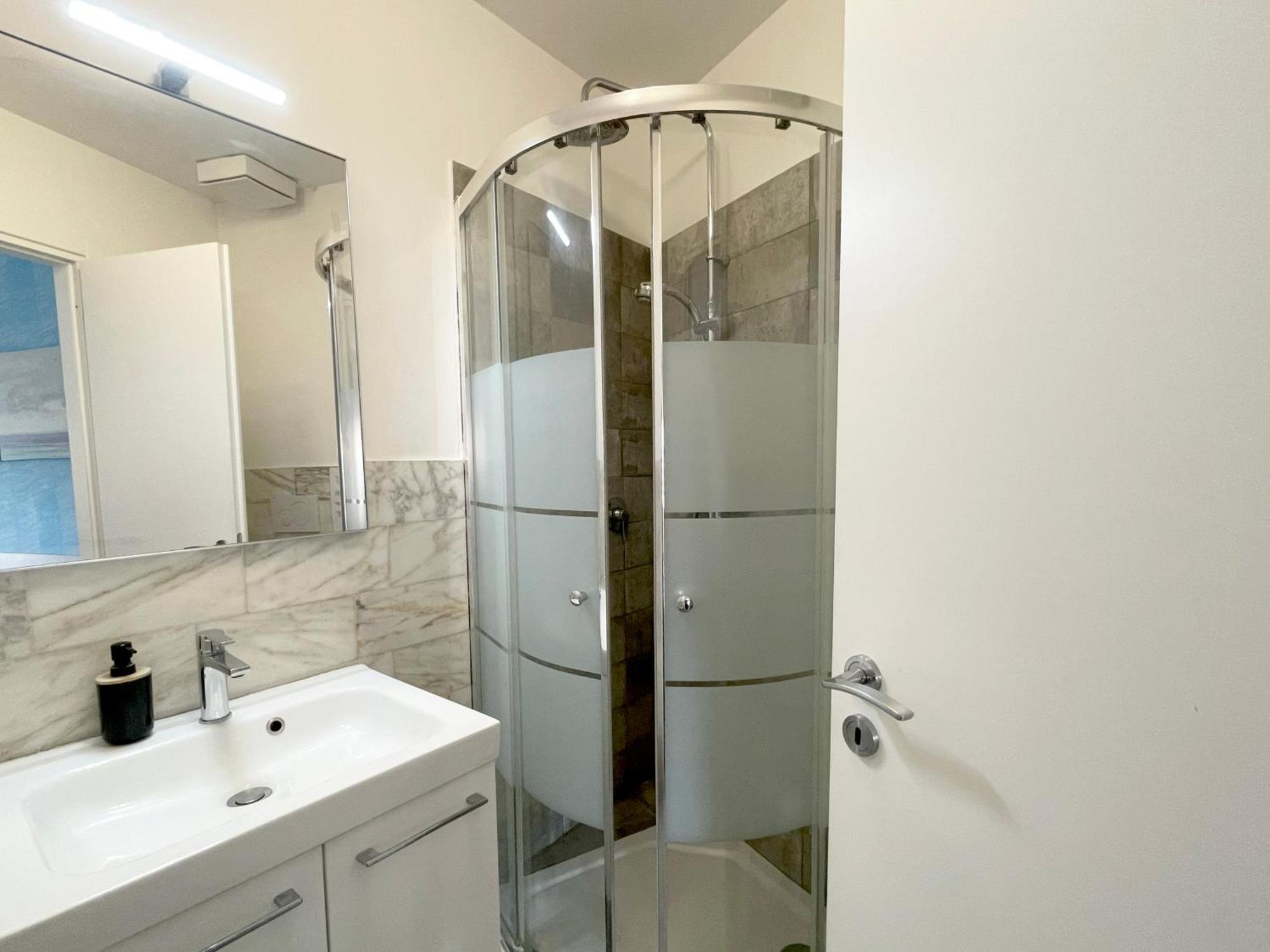 Bibbi'S House San Lorenzo روما المظهر الخارجي الصورة