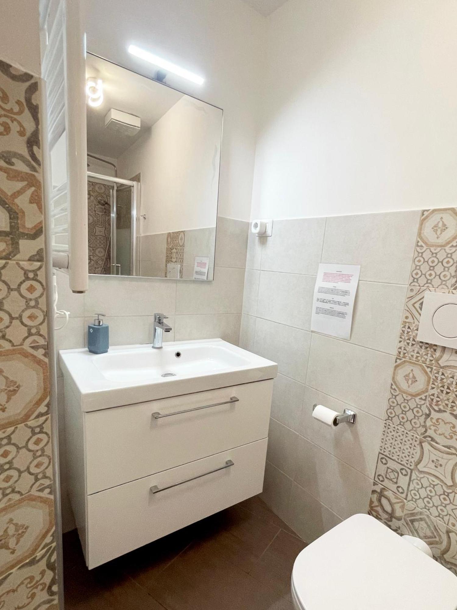 Bibbi'S House San Lorenzo روما المظهر الخارجي الصورة