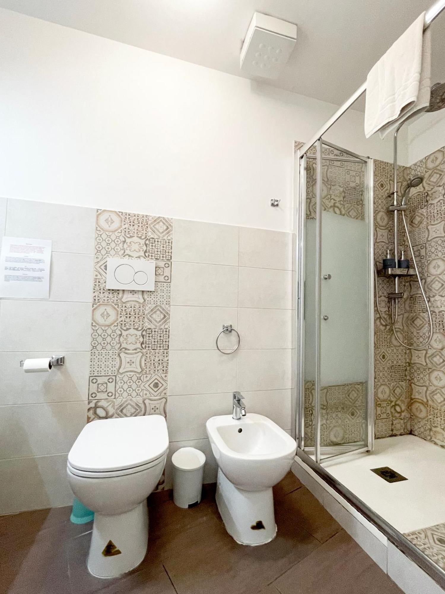 Bibbi'S House San Lorenzo روما المظهر الخارجي الصورة